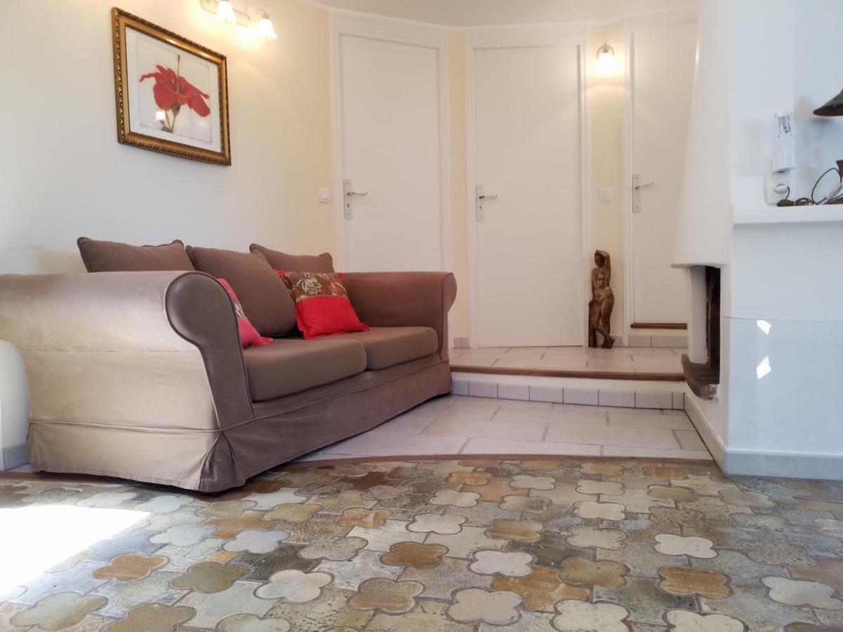 Haus mit Garten über der Bucht von Cannes Vallauris Exterior foto